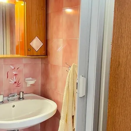 Casa Saveria バレストラーテ